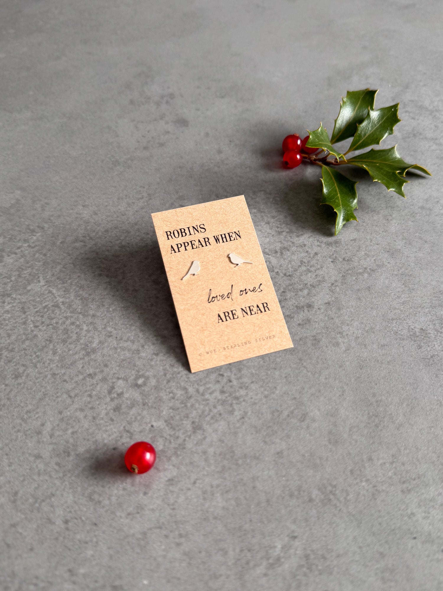 Classic Robins Appear Earrings